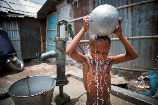 BRAC Brings Water to People