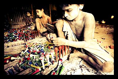 Child_labor_sweatshop_Bangladeshi_india
