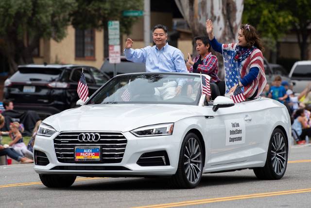 Congressman raises awareness