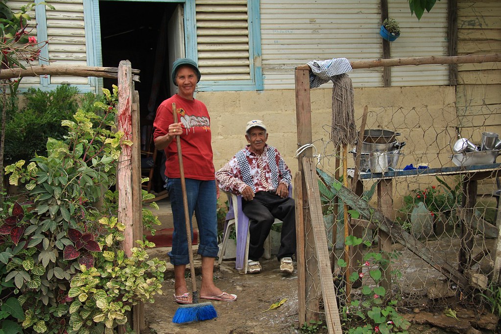 Elderly Poverty in the Dominican Republic