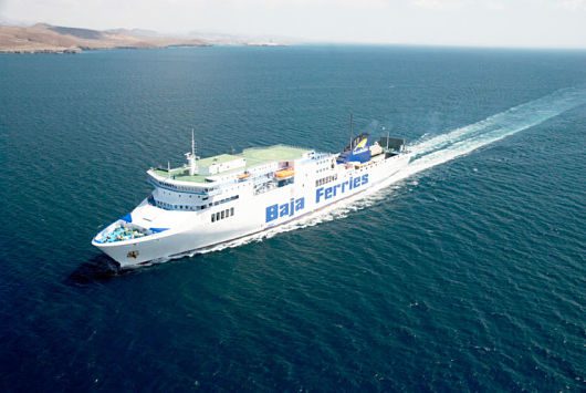 Ferry-Between-Cuba-and-Florida