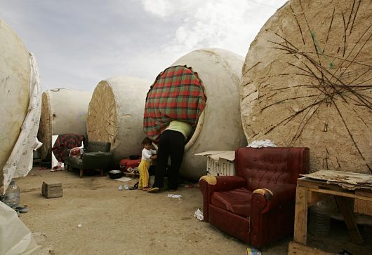 Makeshift-Housing