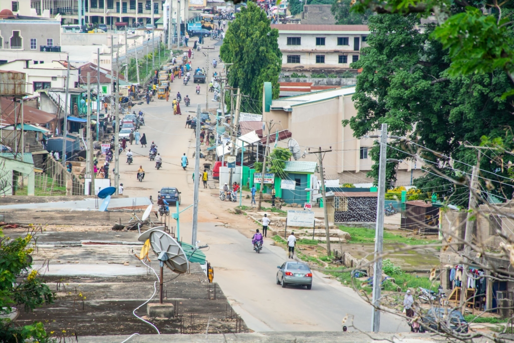 paradox-of-wealth-how-the-resource-curse-exacerbates-poverty-in-nigeria