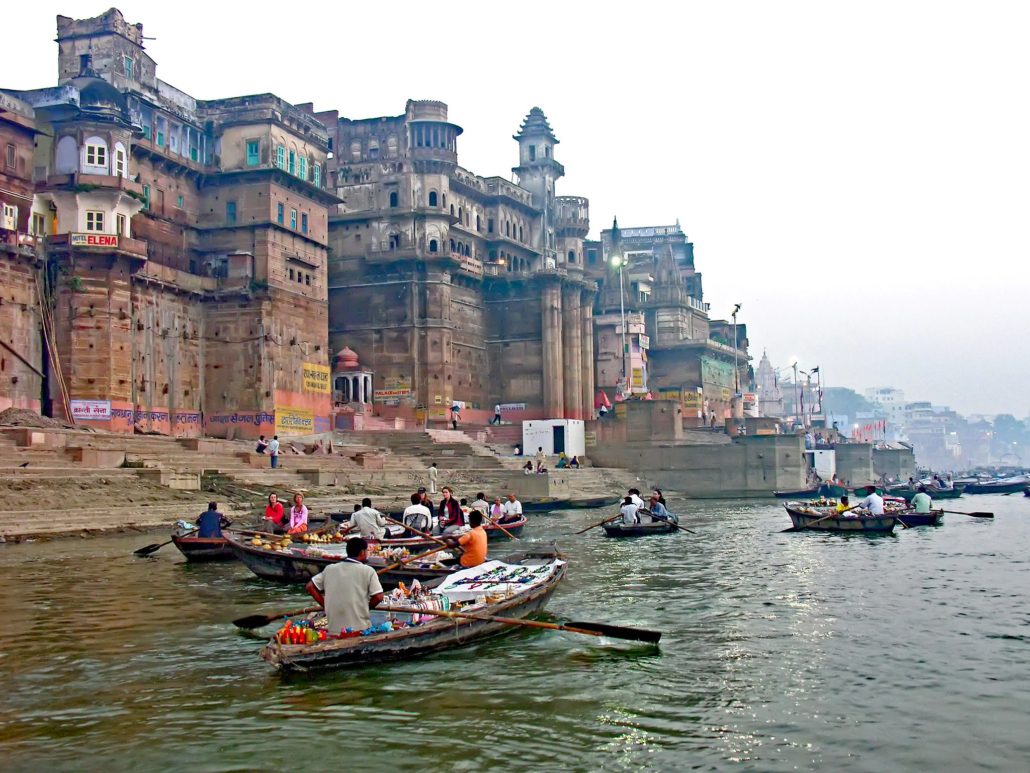 Ro-Boats are Cleaning Water Pollution