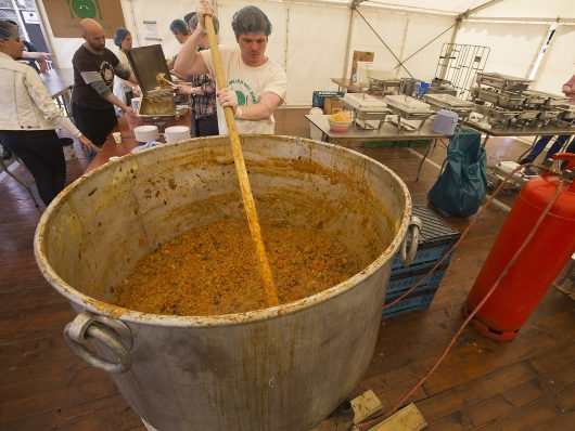 Robin Food App Cuts Down on Food Waste and Helps the Poor