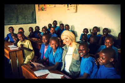 christina_aguilera_world_hunger