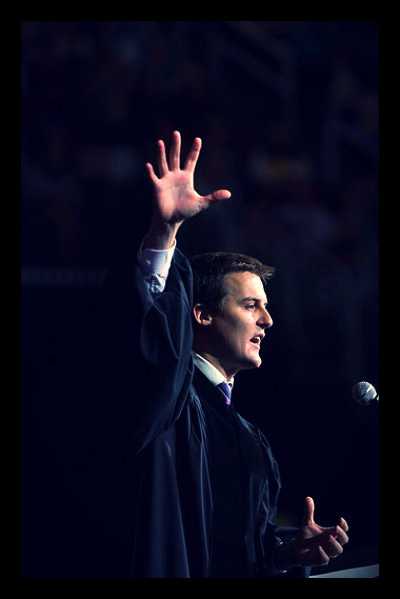 hugh-evans-global-poverty-project-commencement-address