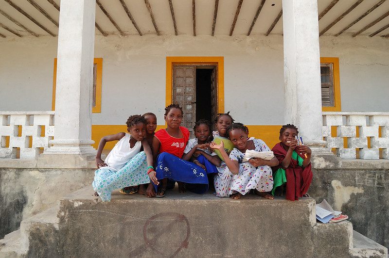literacy rate in mozambique