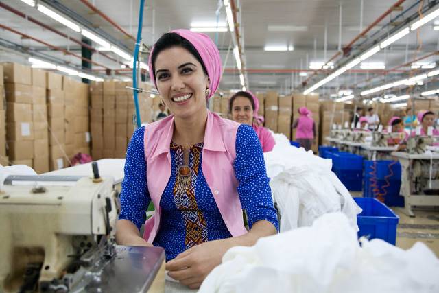 sustainable brands fighting poverty